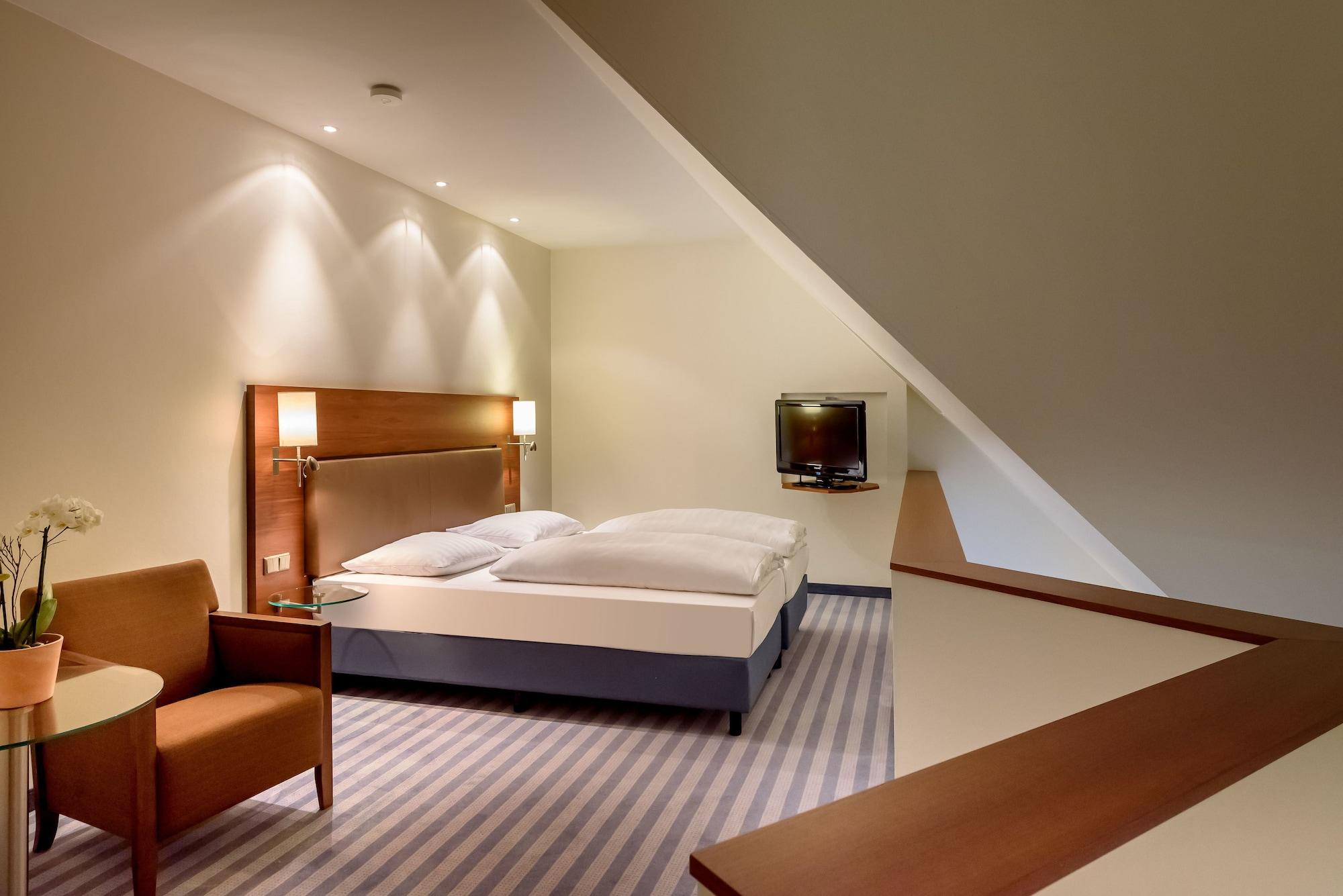 Mercure Hotel Muenchen Airport Фрайзинг Екстериор снимка