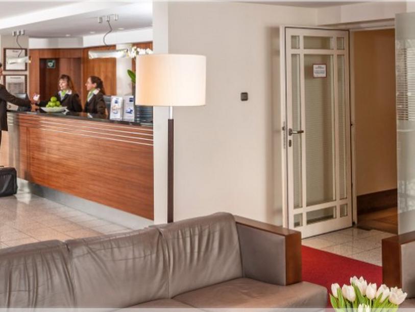 Mercure Hotel Muenchen Airport Фрайзинг Екстериор снимка