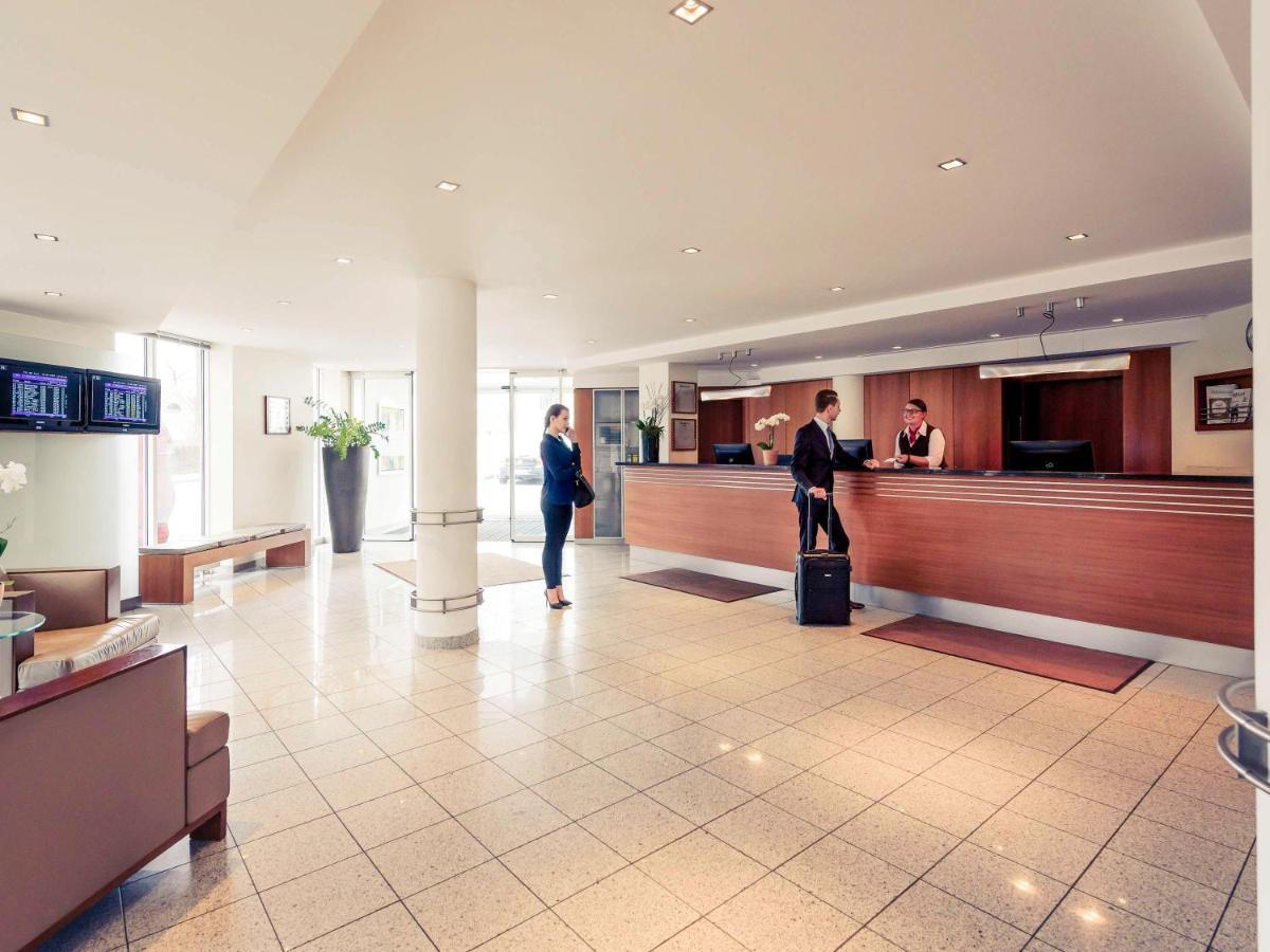 Mercure Hotel Muenchen Airport Фрайзинг Екстериор снимка