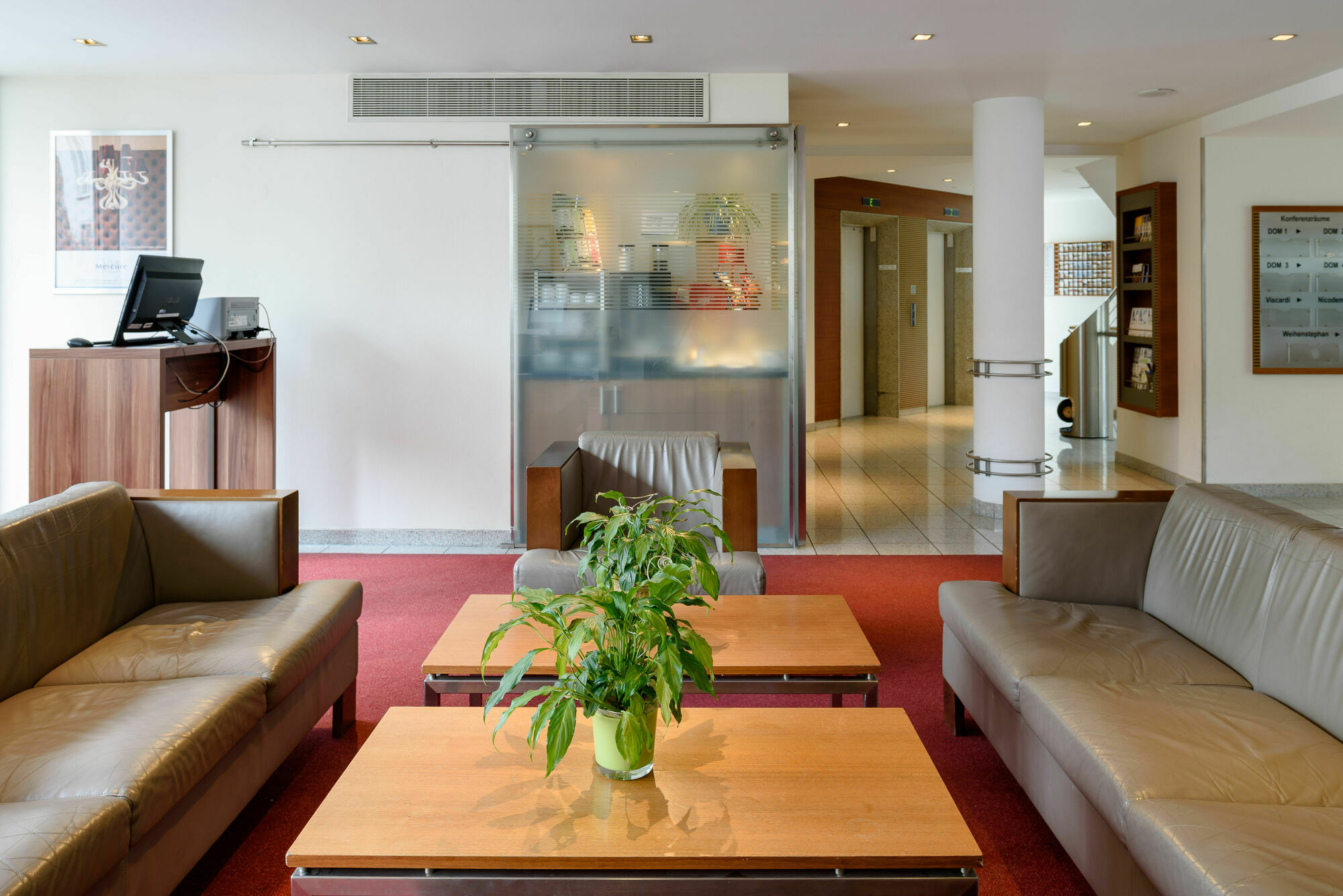 Mercure Hotel Muenchen Airport Фрайзинг Екстериор снимка