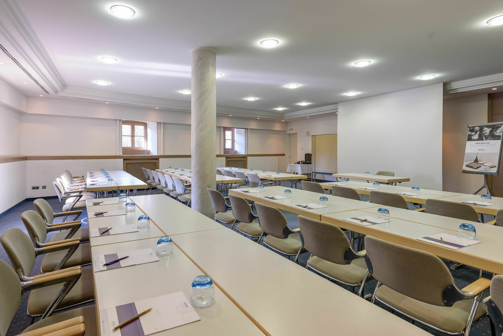 Mercure Hotel Muenchen Airport Фрайзинг Екстериор снимка