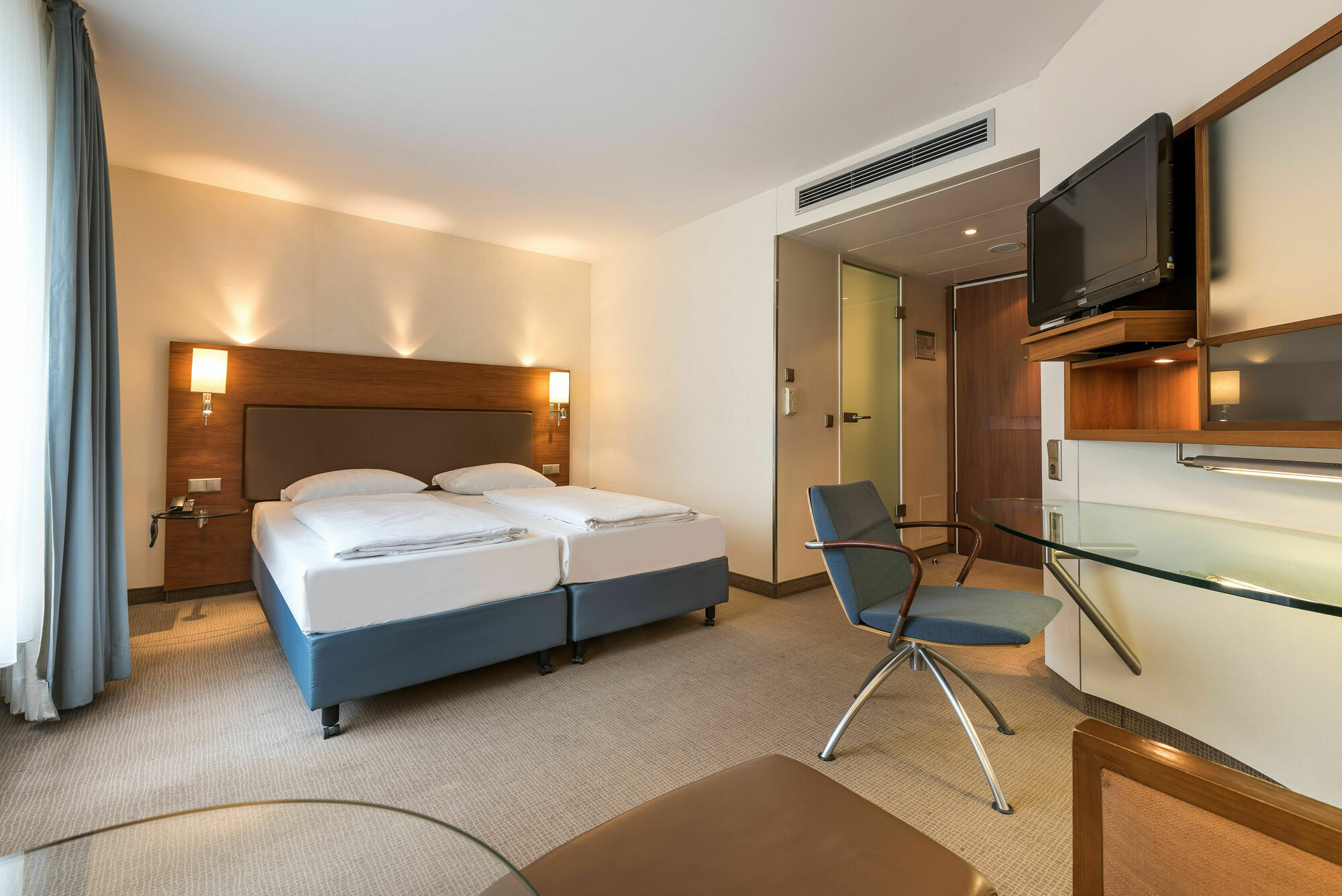 Mercure Hotel Muenchen Airport Фрайзинг Екстериор снимка